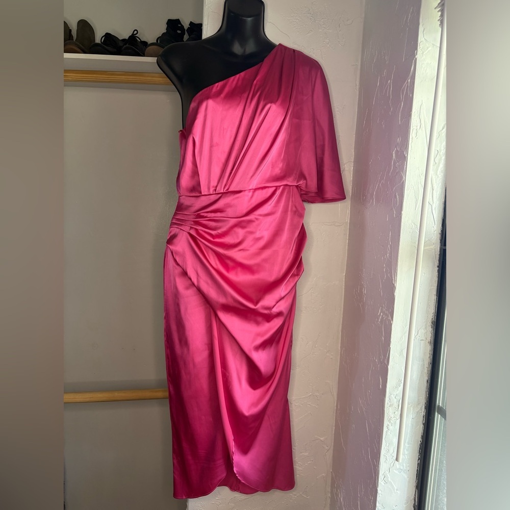 Anrabess One-Shoulder Fuchsia Satin Midi Dress sz M preloved - Picture 4 of 11